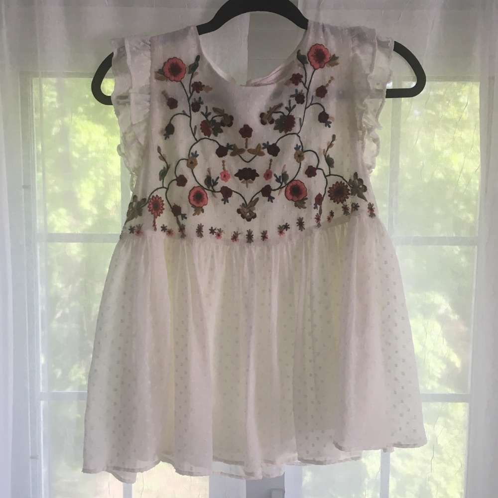 Zara embroidered floral blouse SIZE: S
